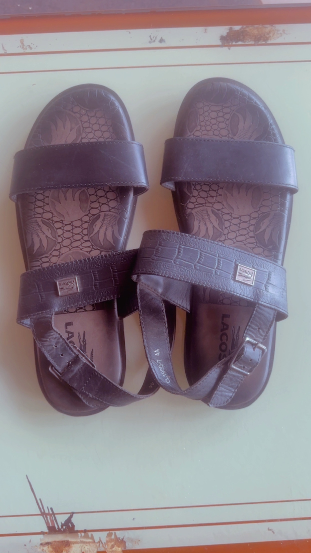 Pieds Nus Lacoste Taille 45