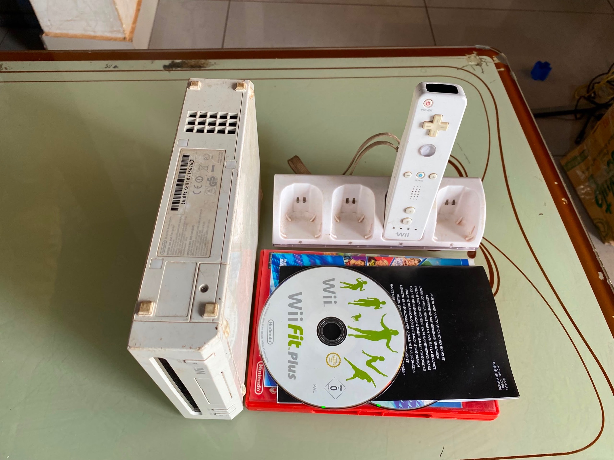 Console WII + WII Fitness